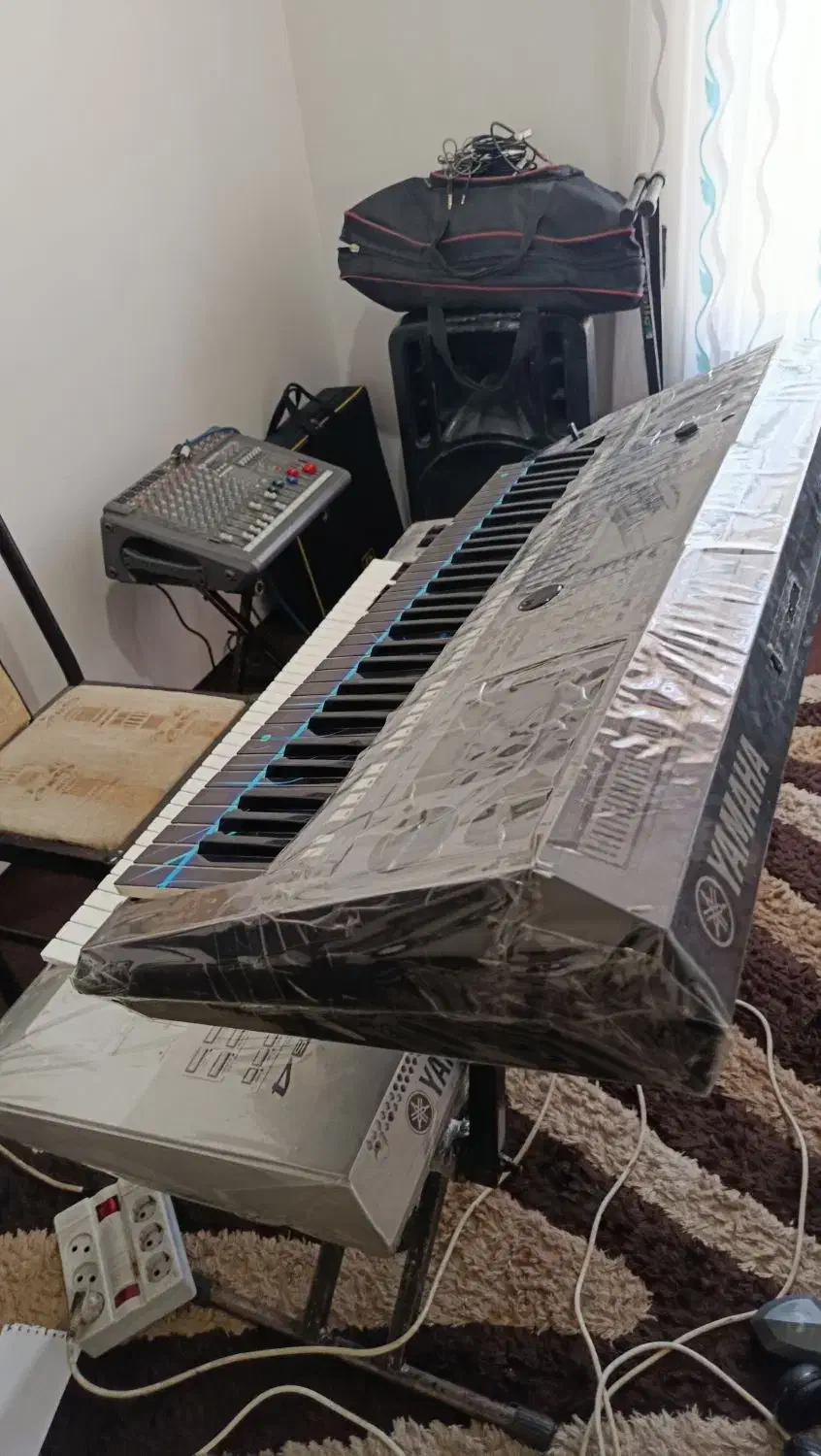 ارگ a 3000درحدصفر|پیانو، کیبورد، آکاردئون|اردبیل, |دیوار
