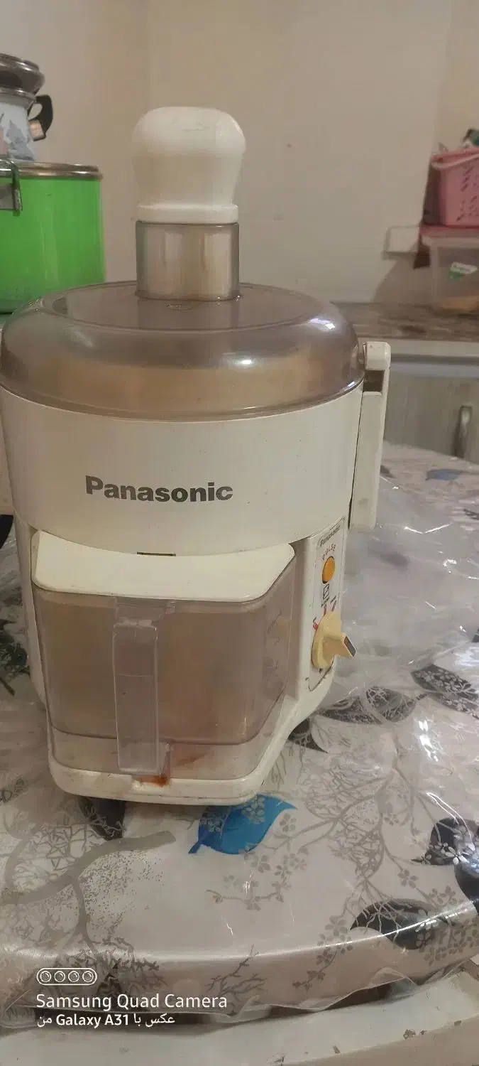 اب میوه گیری قدیمی پاناسونیک به شرط سالمی|آبمیوه‌گیر و آب‌مرکبات‌گیر|الیگودرز, |دیوار