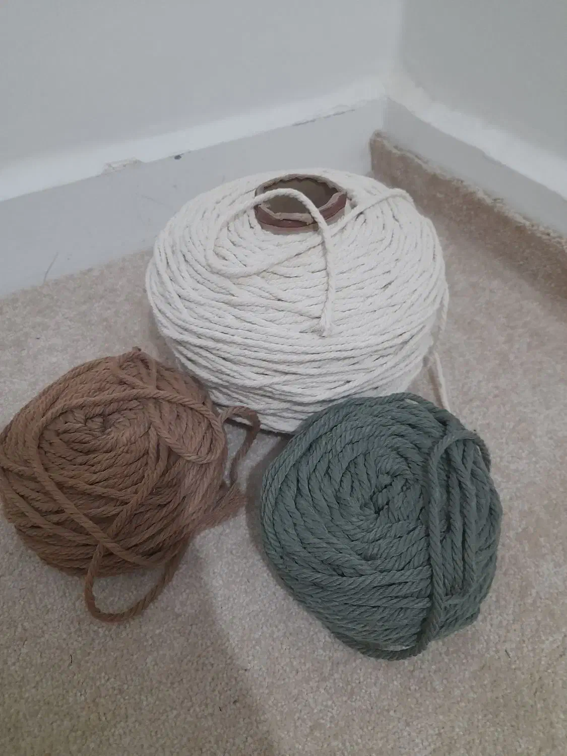 نخ مکرومه|لوازم خیاطی و بافتنی|اهواز, ۳۰ متری|دیوار