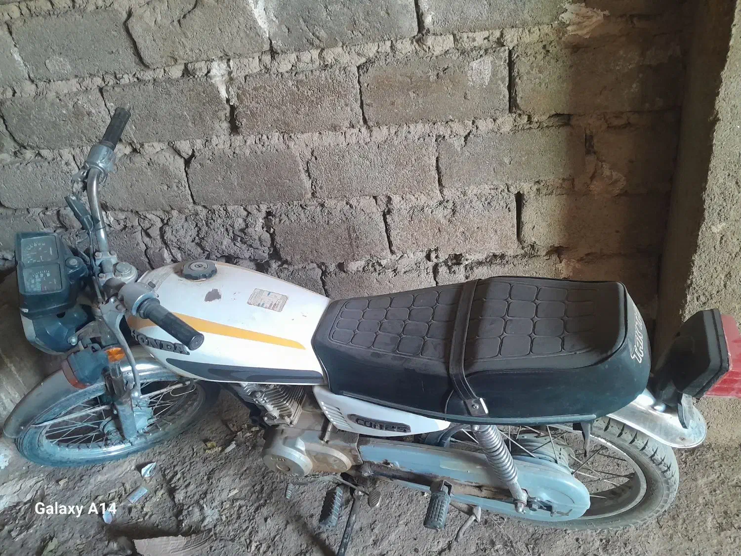 موتور|موتورسیکلت|کنگاور, |دیوار