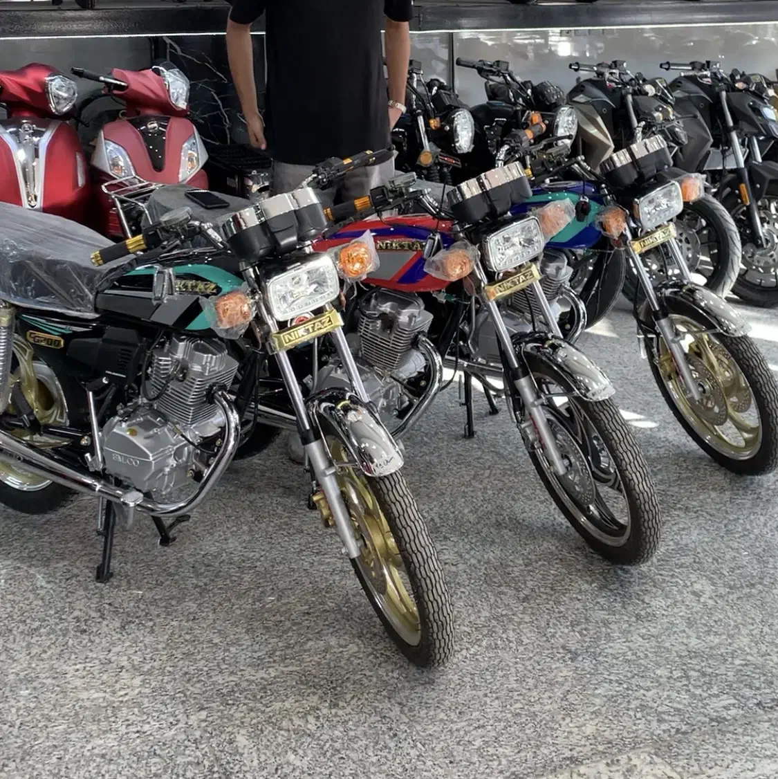 نیکتاز 200|موتورسیکلت|خمینی‌شهر, |دیوار