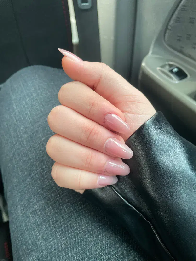 مدل کاشت ناخن|خدمات آرایشگری و زیبایی|سنندج, |دیوار