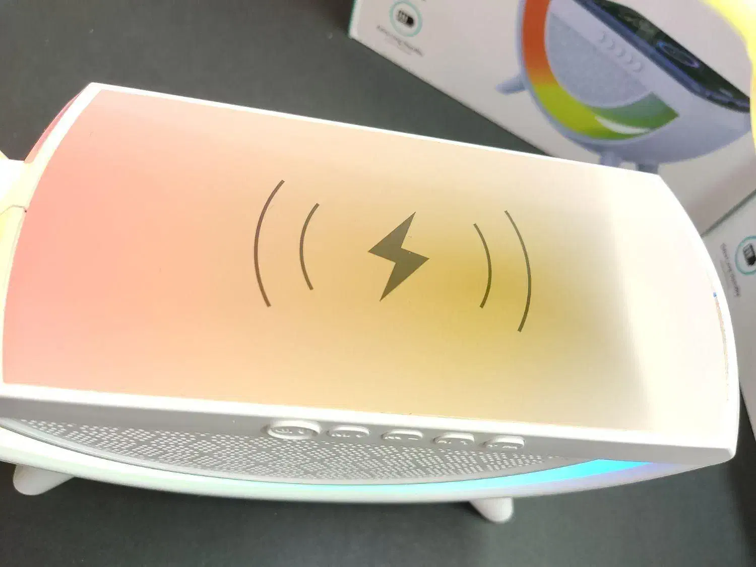 اسپیکر بلوتوثی RGB ، شارژر وایرلس طرح G|پخشکننده همراه|زاهدان, |دیوار