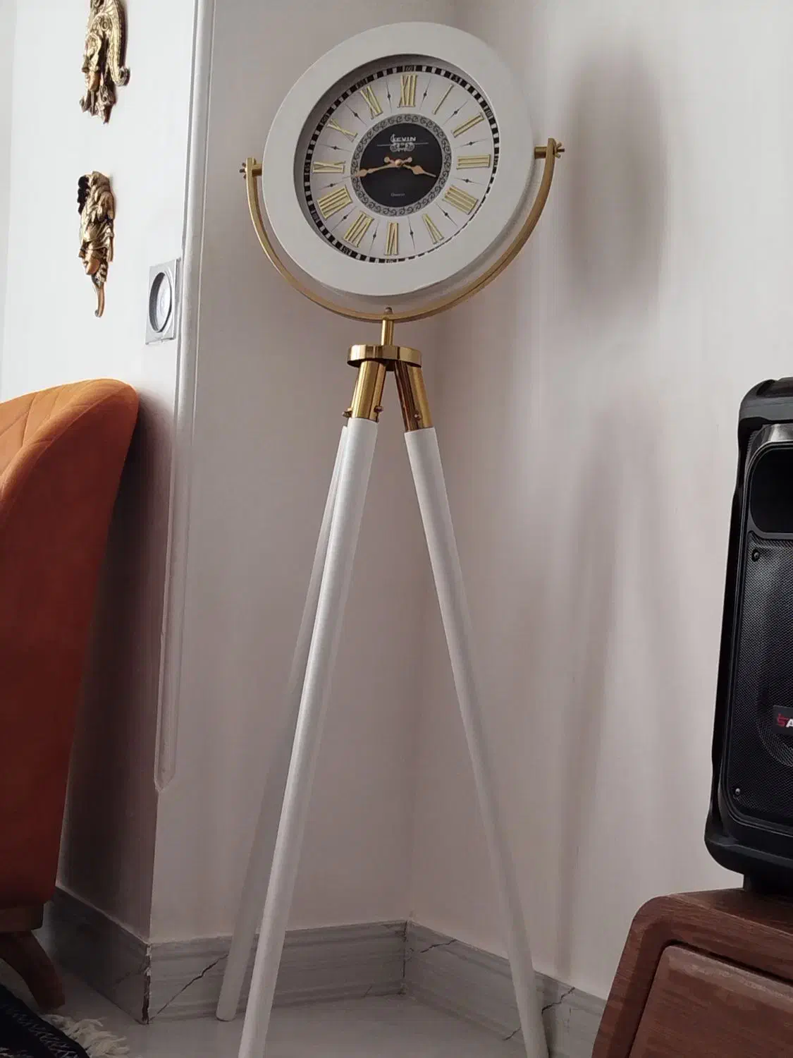 ساعت سه پایه شیک|ساعت دیواری و تزئینی|مراغه, |دیوار