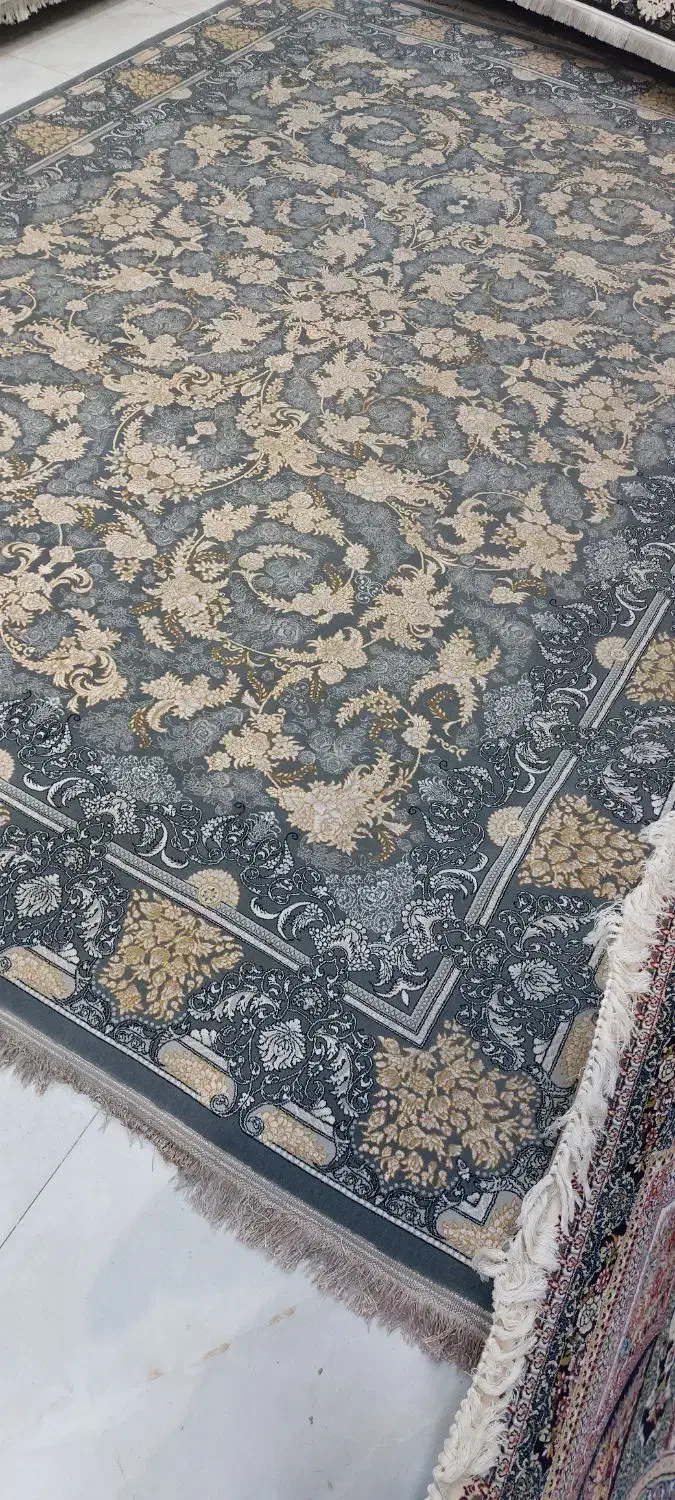 ۱ تخته فرش ۹متری همراه کناره ست خودش ۱/۴|فرش|نسیم‌شهر, |دیوار