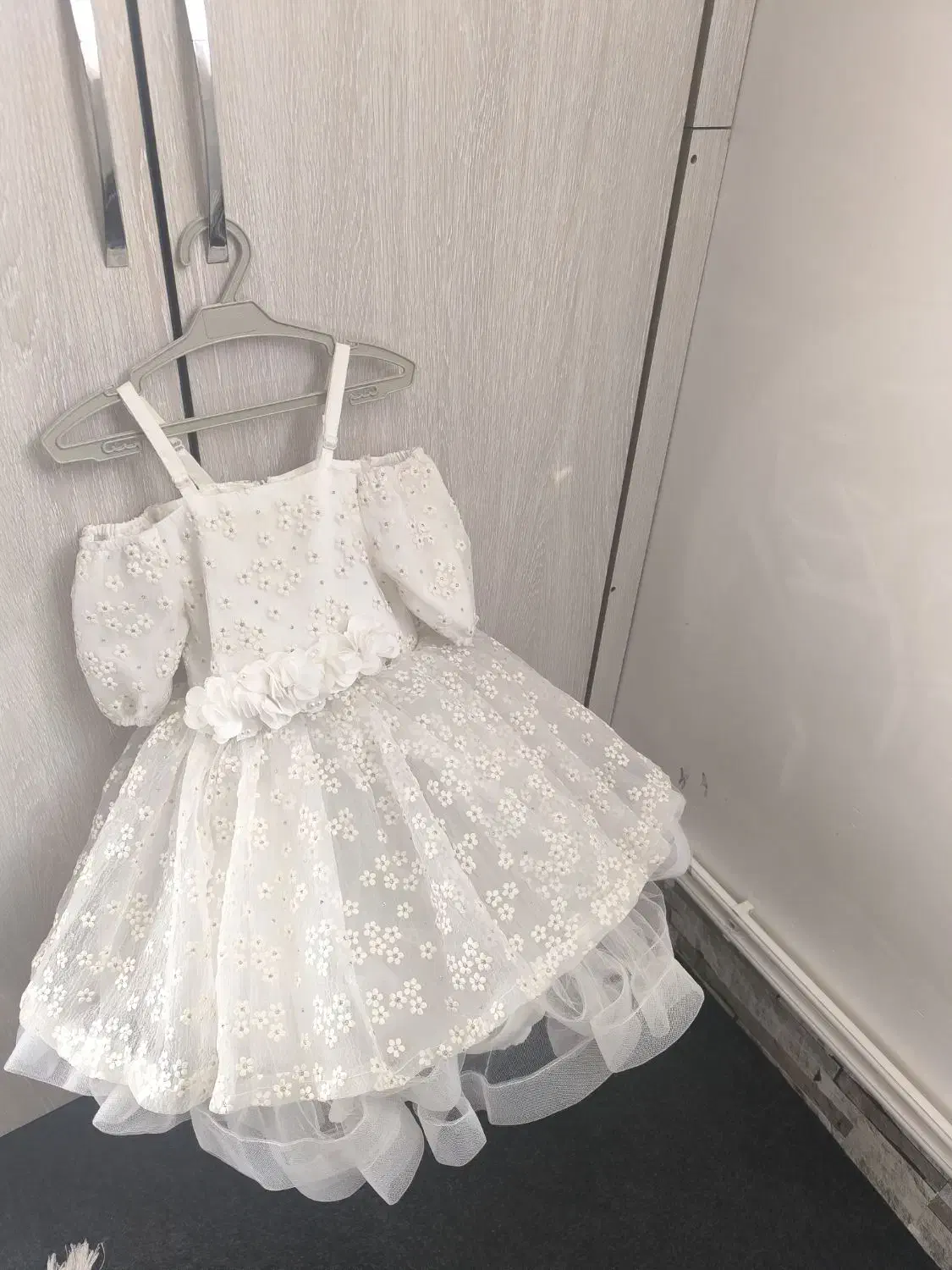 لباس سفید عروسکی بچه گانه|لباس|سرپل ذهاب, |دیوار