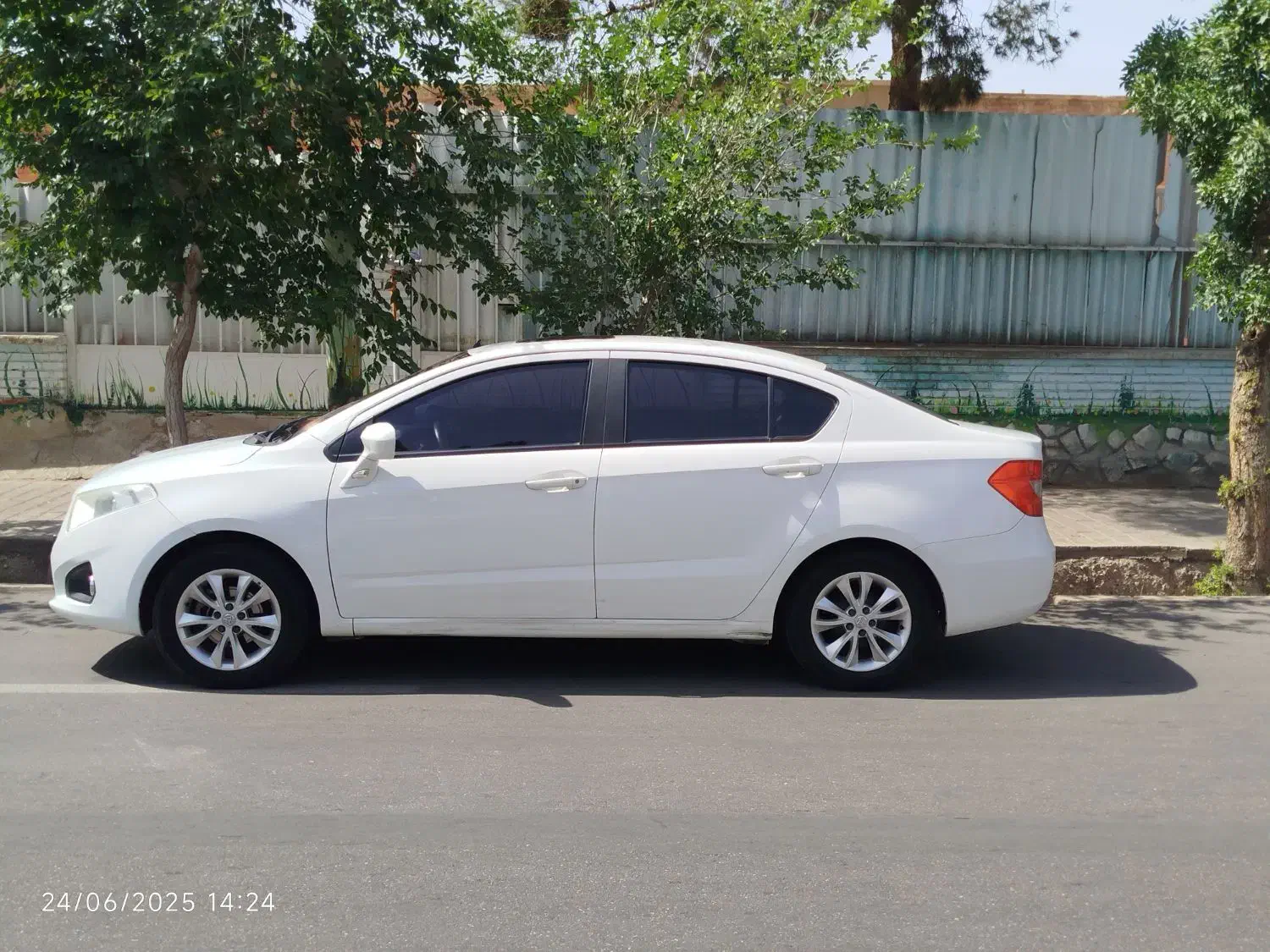 برلیانس H230اتومات|خودرو سواری و وانت|سمنان, |دیوار