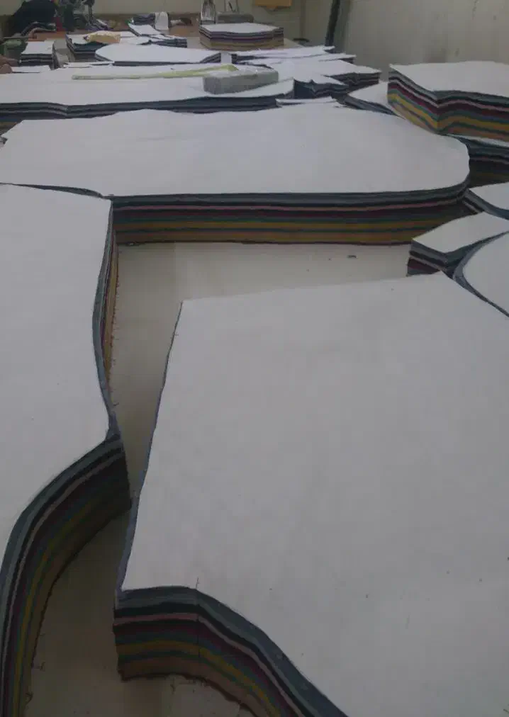 کمک برشکار ماهر لباس|استخدام صنعتی، فنی، مهندسی|تبریز, |دیوار