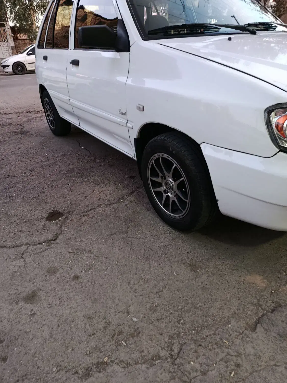 پراید ۱۱۱مدل۹۴|خودرو سواری و وانت|زرند, |دیوار