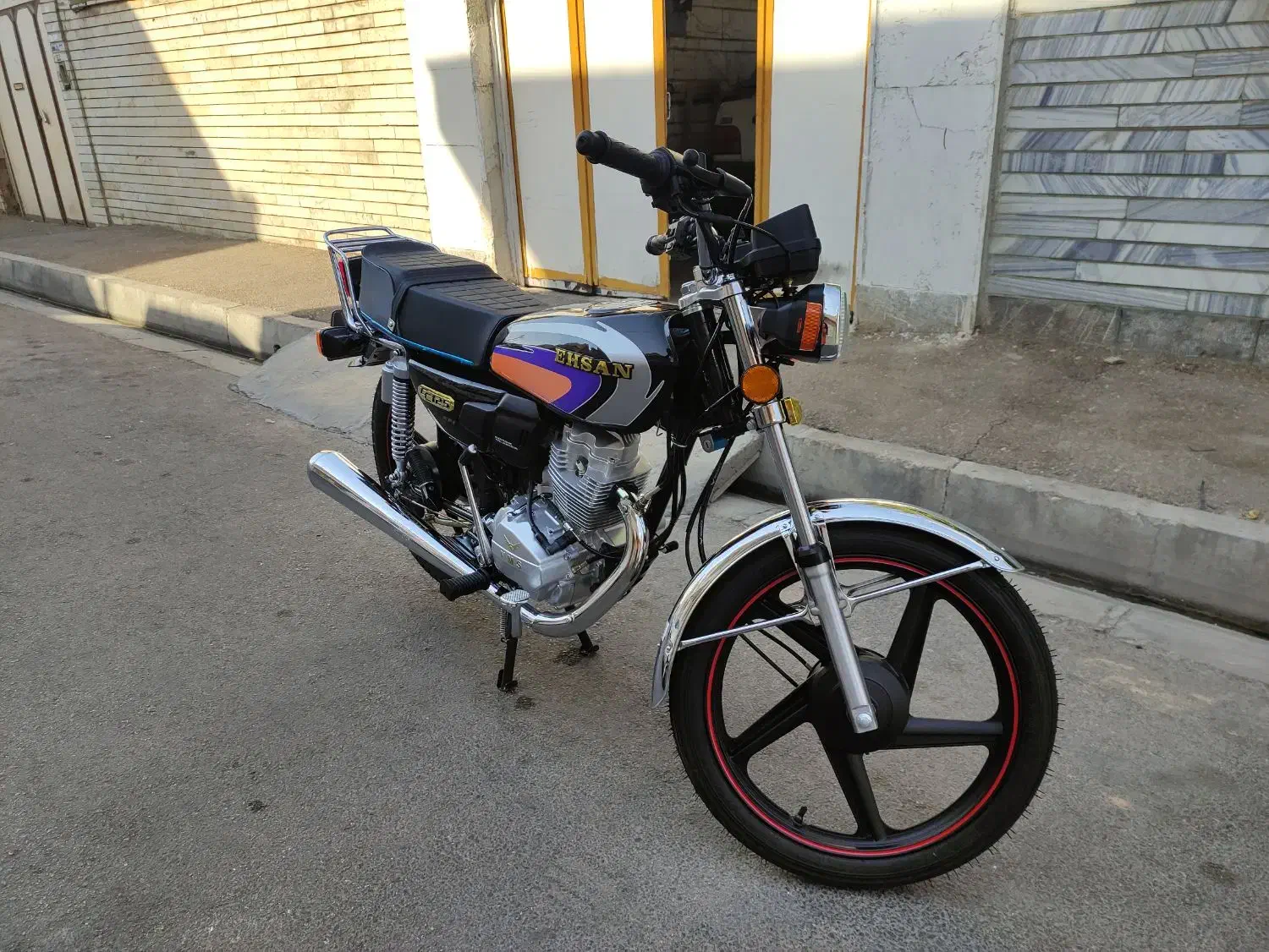 موتور هوندا ۱۲۵ مارک احسان نیرو موتور|موتورسیکلت|شیراز, کوشک میدان|دیوار