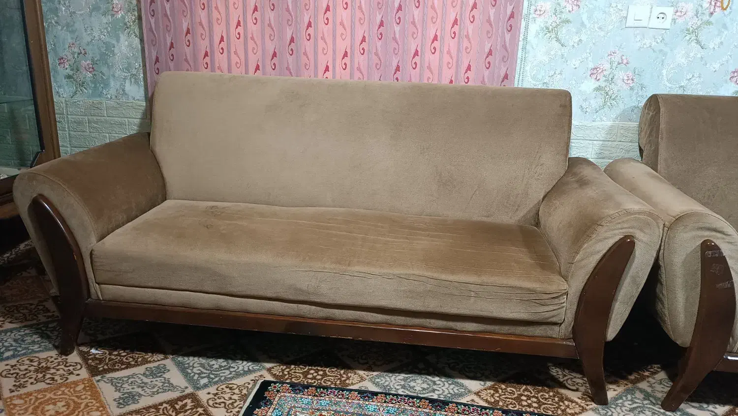 فروش مبل کارکرده|مبلمان خانگی و میز عسلی|رضوانشهر, |دیوار