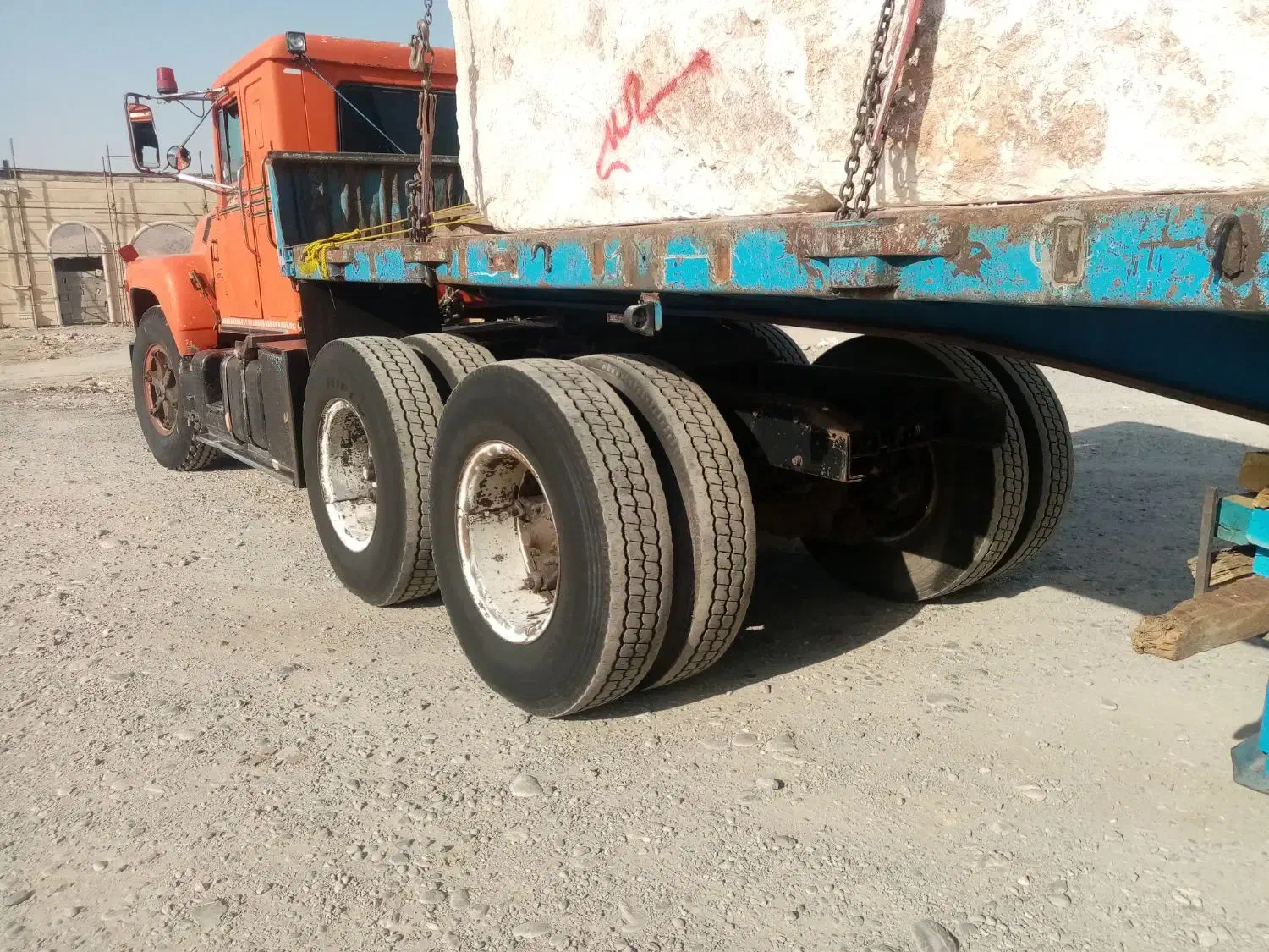 ماشین. سنگین. ماک|خودرو سنگین|اصفهان, شهرک صنعتی امیرکبیر (شاپور جدید)|دیوار