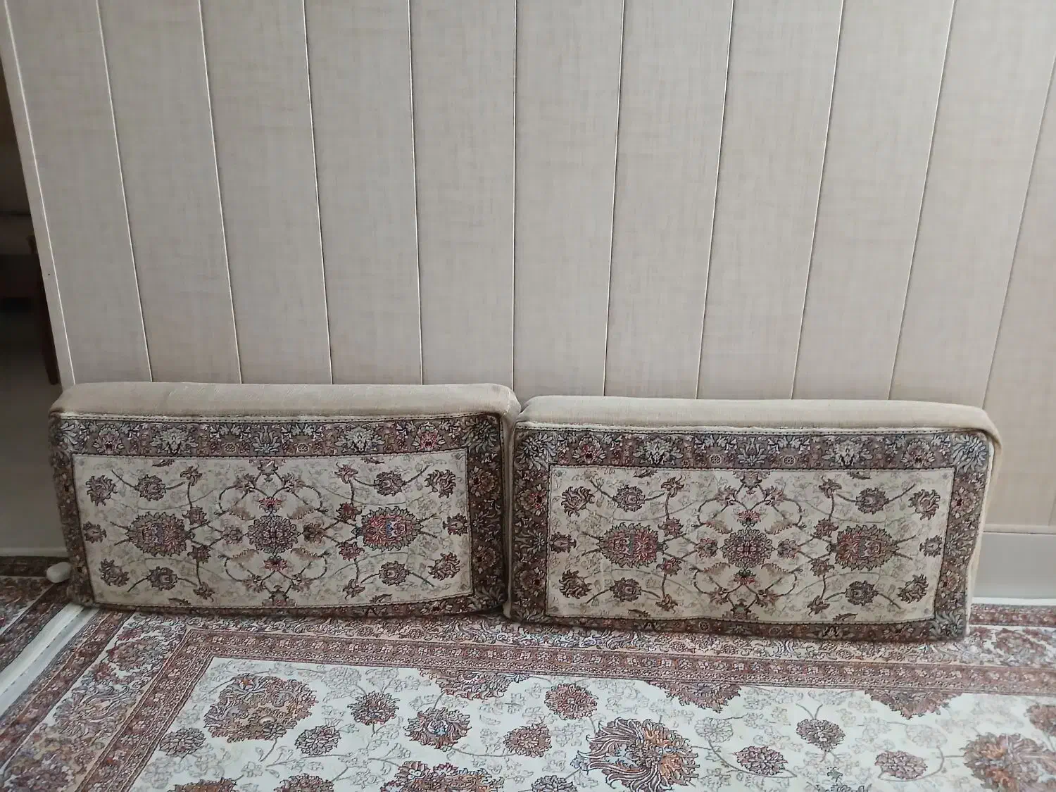 پشتی|پشتی|قزوین, |دیوار