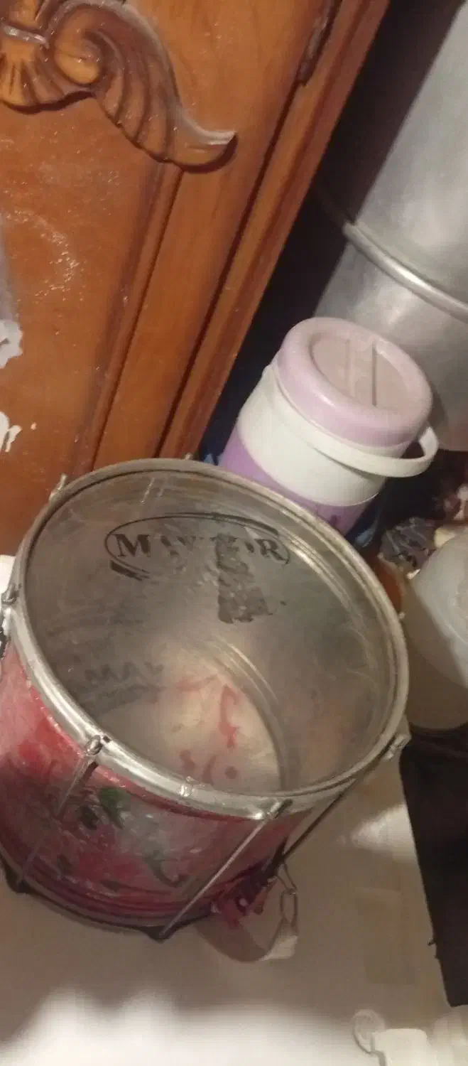 ریز طبل|درام و پرکاشن|خوی, |دیوار