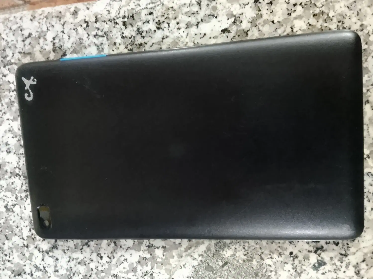 تبلت مدل lenovo TB-7104l|تبلت|قم, باغ کرباسی|دیوار