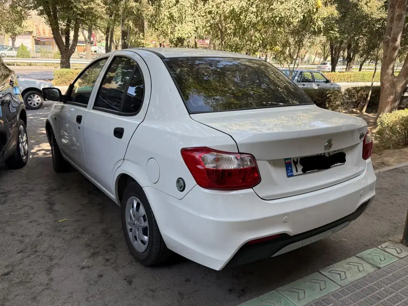 ساینا اس۱۴۰۳ دوگانه سوز|خودرو سواری و وانت|اصفهان, فروردین|دیوار