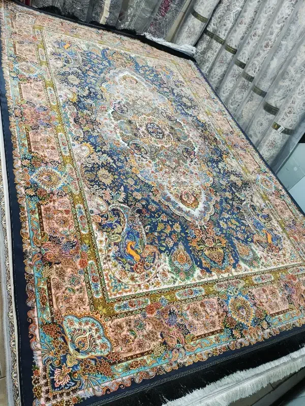 فرش کاشانه|فرش|مشکین‌دشت, |دیوار