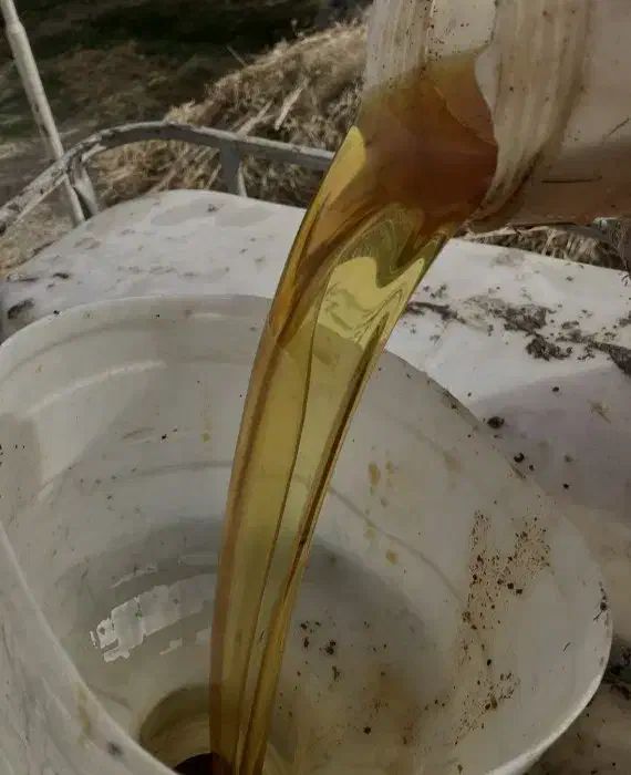 خریدار روغن سوخته خوراکی به بهترین قیمت|خدمات پیشه و مهارت|اصفهان, قائمیه|دیوار