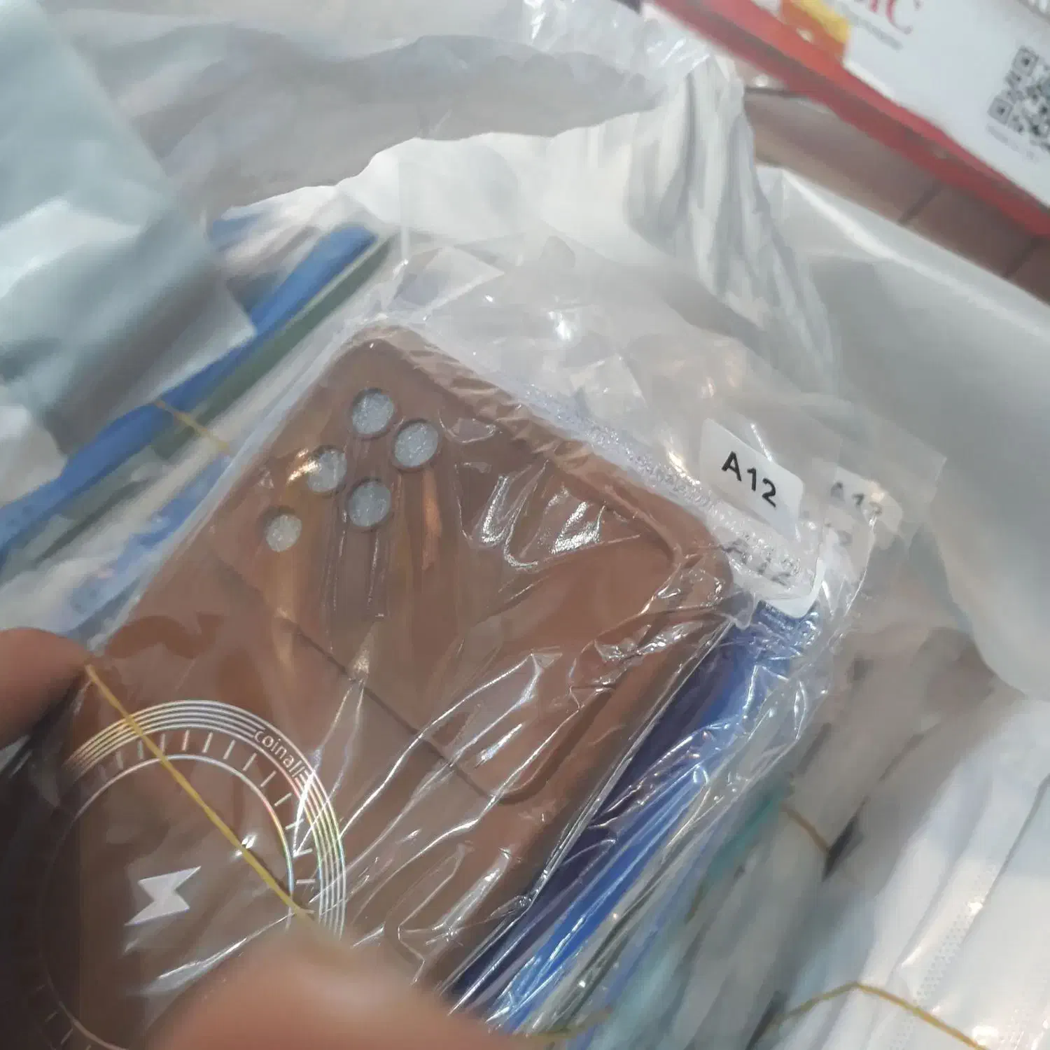 قاب موبایل سری جدید|لوازم جانبی موبایل و تبلت|اندیشه, اندیشه فاز ۲|دیوار