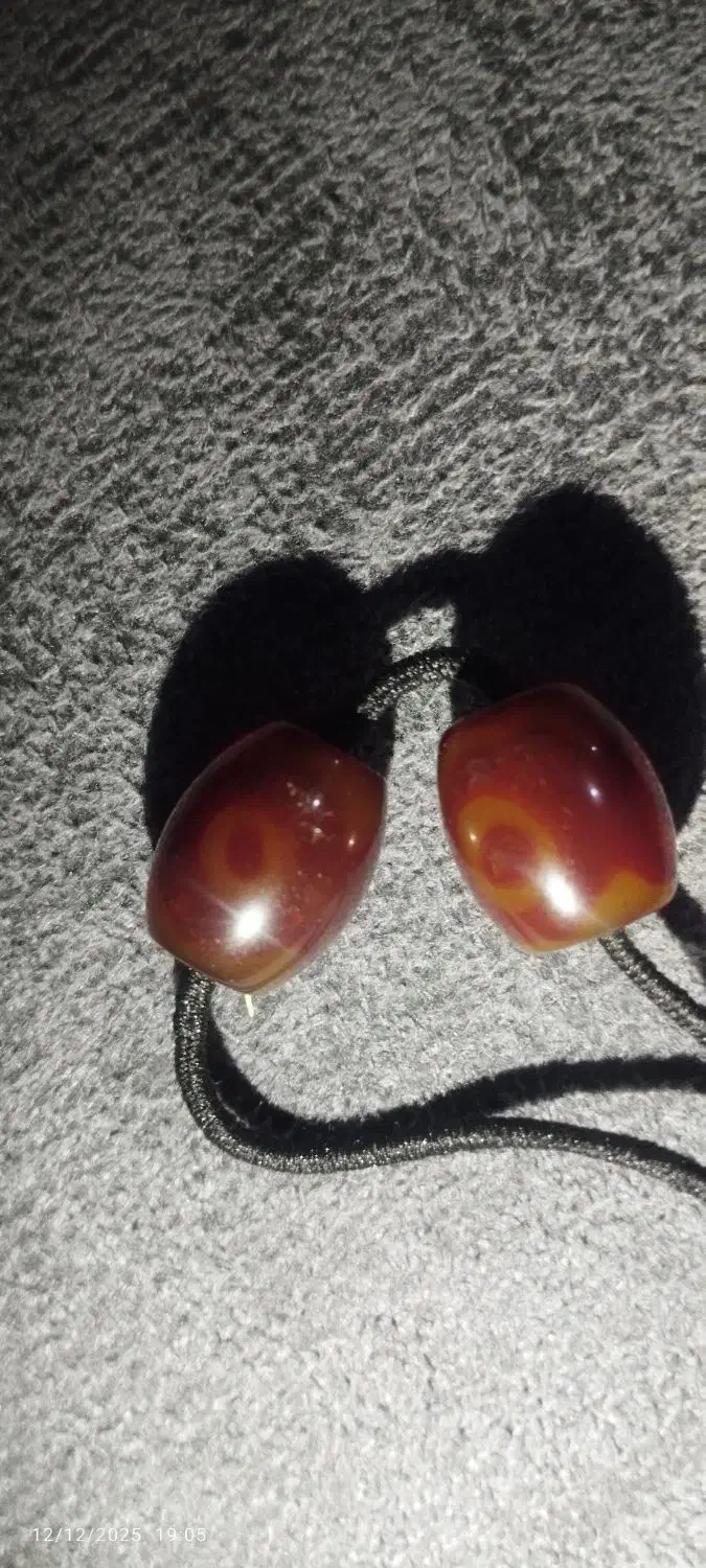 سنگ مهره عقیق سه چشم|کلکسیون اشیاء عتیقه|پیشوا, |دیوار