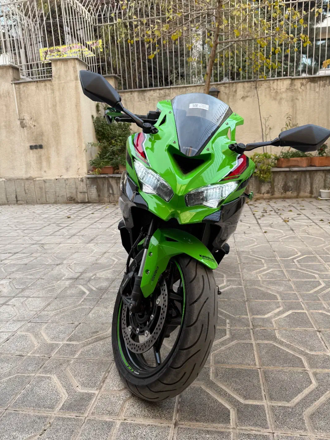 کاوازاکی چهارسیلندر۱۴۰۳|موتورسیکلت|تهران, پرواز|دیوار