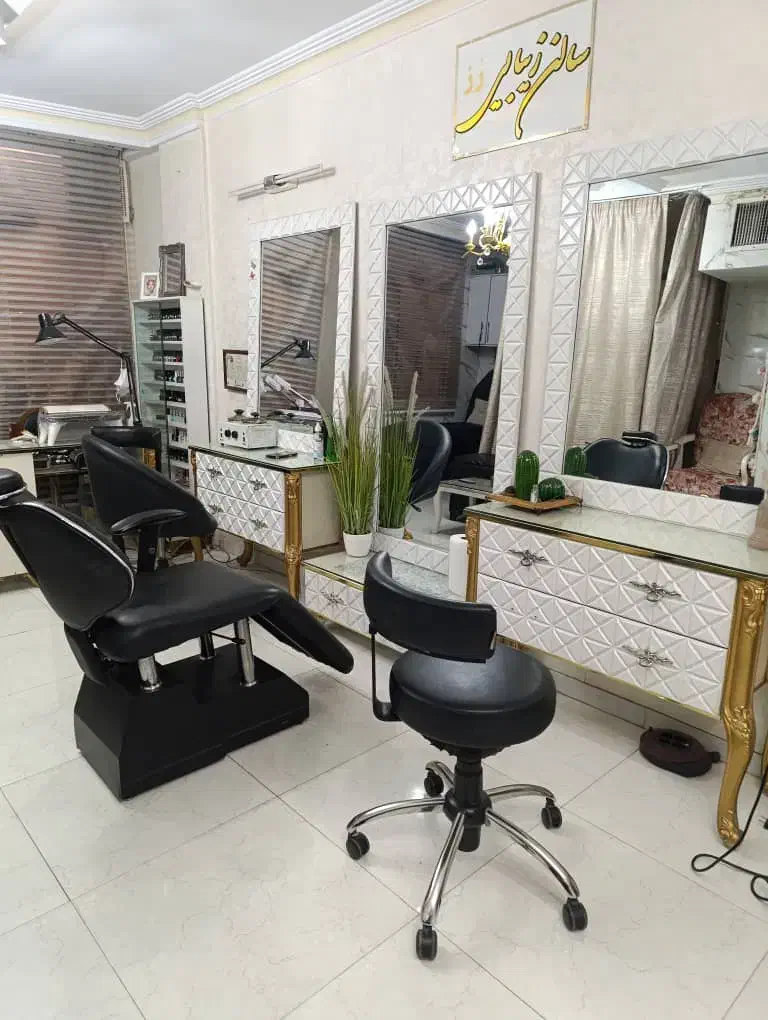 اجاره صندلی آرایشگاه زنانه|استخدام درمانی، زیبایی، بهداشتی|تهران, نظام‌آباد|دیوار