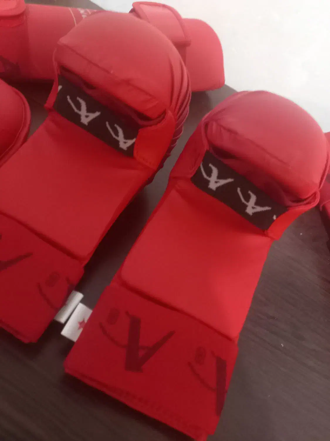 دستکش روپایی آراوازا اصل|تجهیزات ورزشی|سیرجان, |دیوار