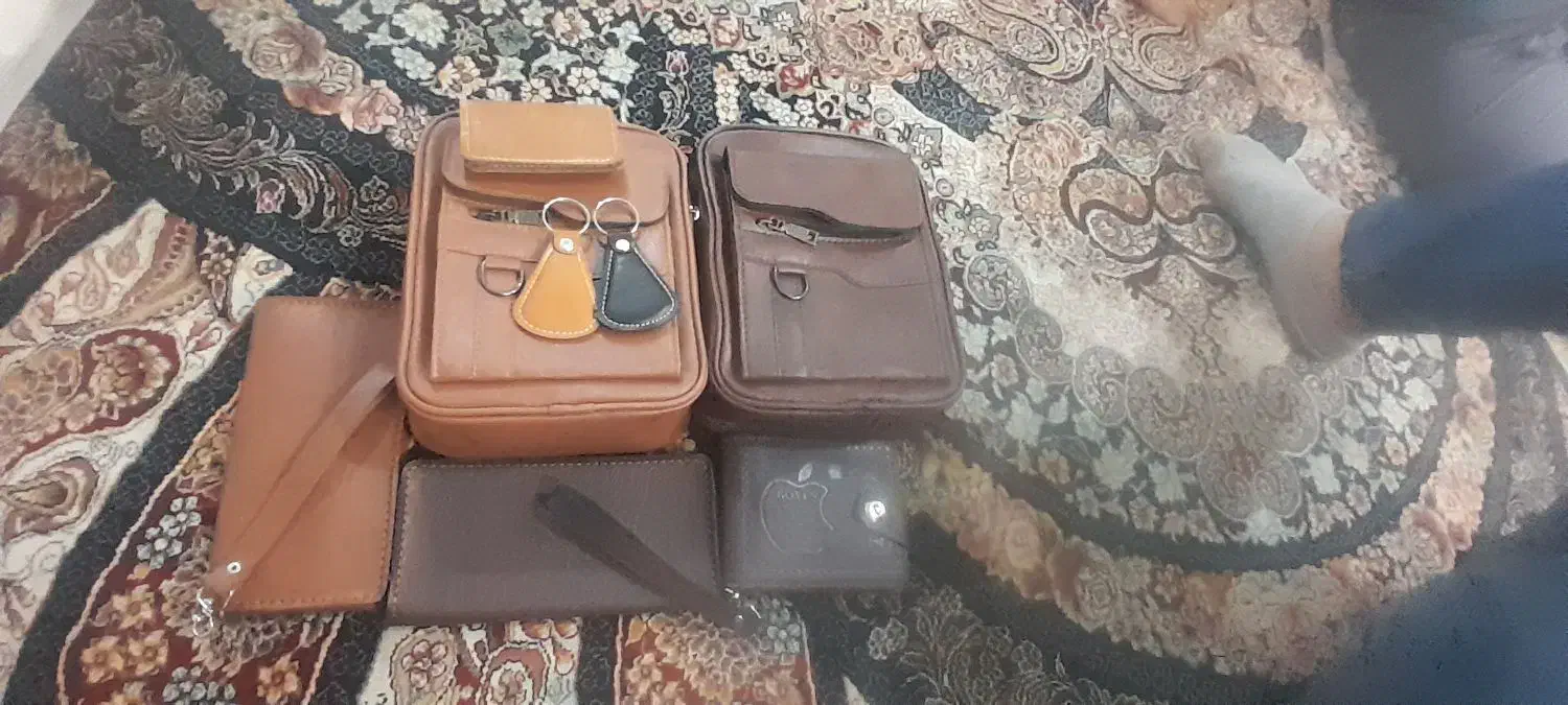 کیف|کیف، کفش، کمربند|مشهد, طبرسی شمالی|دیوار