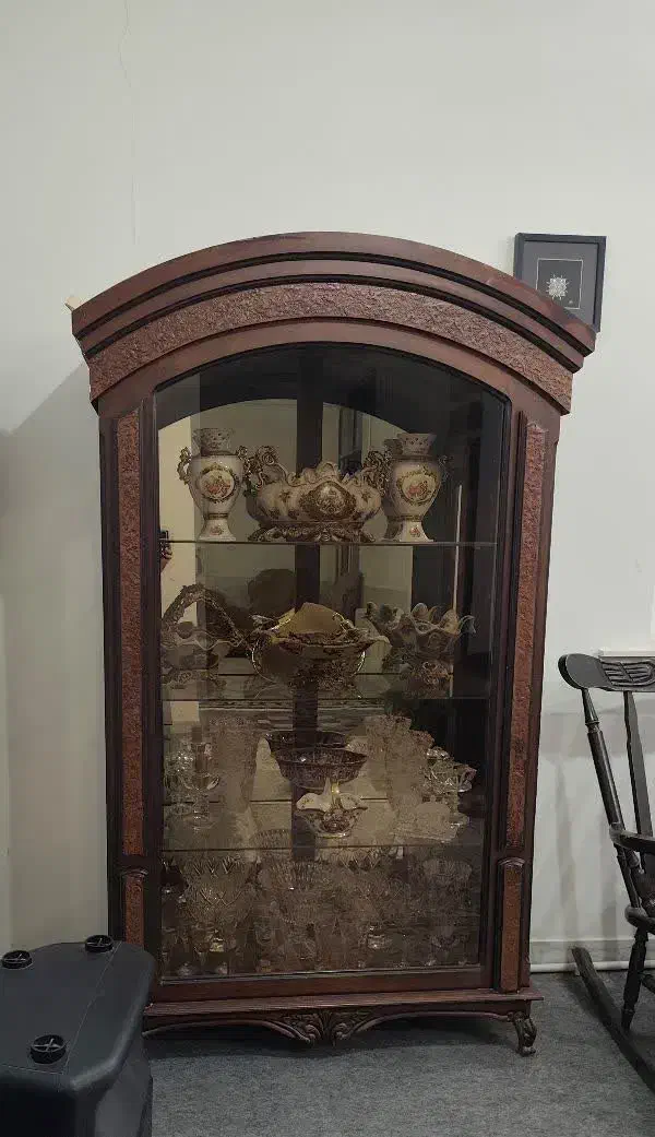 بوفه تمام چوب|بوفه، ویترین، کنسول|یزد, |دیوار