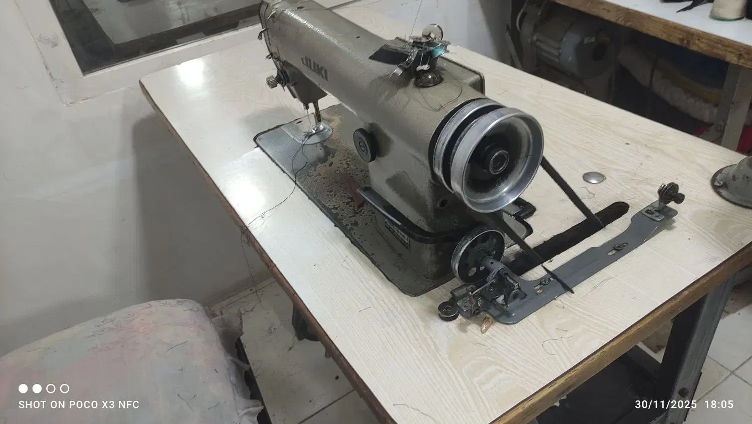 چرخ راسته دوز|چرخ خیاطی و ریسندگی|شیراز, غدیر شمالی|دیوار