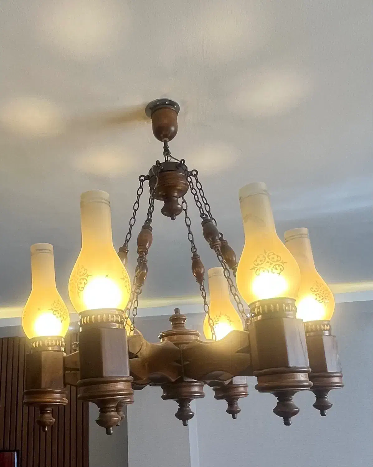 لوستر چوبی|لوستر و چراغ آویز|اصفهان, حسین‌آباد|دیوار