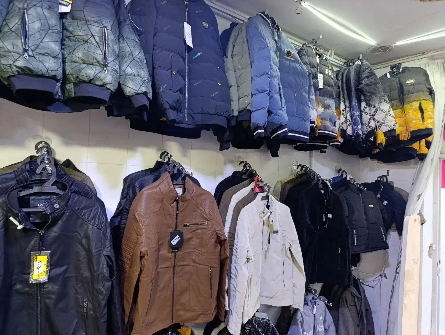 فروش انواع سوییشرت و کاپشن|لباس|دهاقان, |دیوار