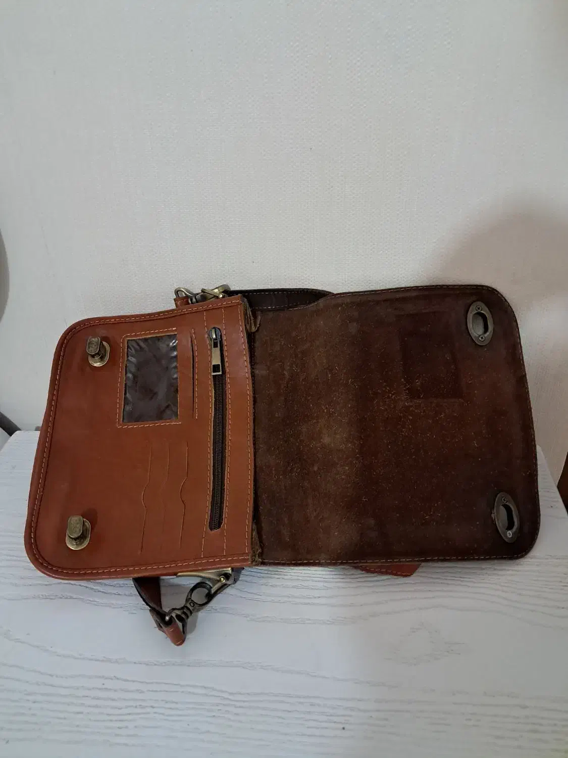 کیف رو دوشی|کیف، کفش، کمربند|مینودشت, |دیوار