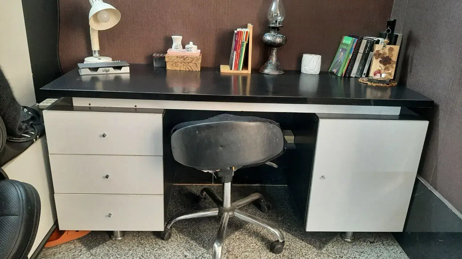 میز مدیریت. درحدنو. سالم و تمیز|میز تحریر و کامپیوتر|اندیشه, اندیشه فاز ۳|دیوار