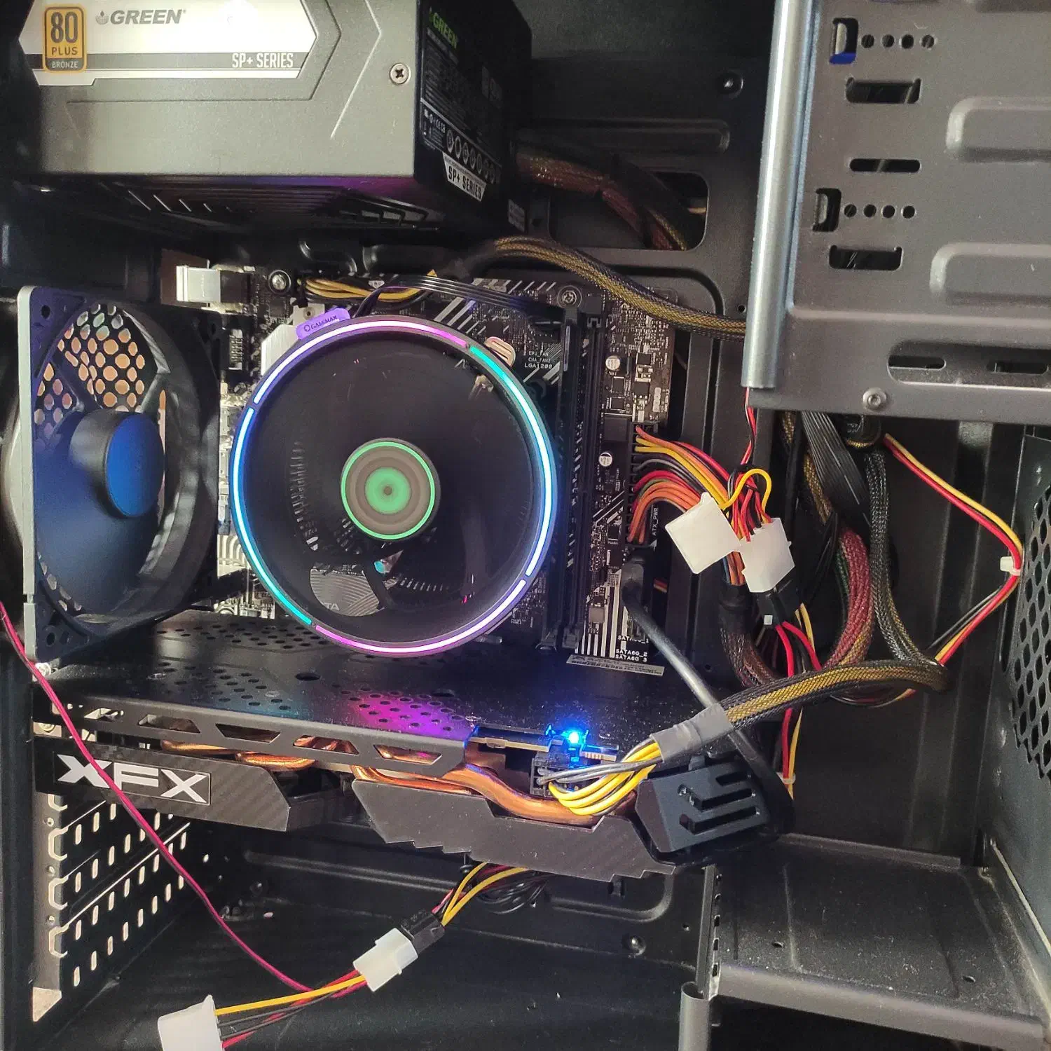 کیس گیمینگ تمیز و قوی|رایانه رومیزی|کبودرآهنگ, |دیوار