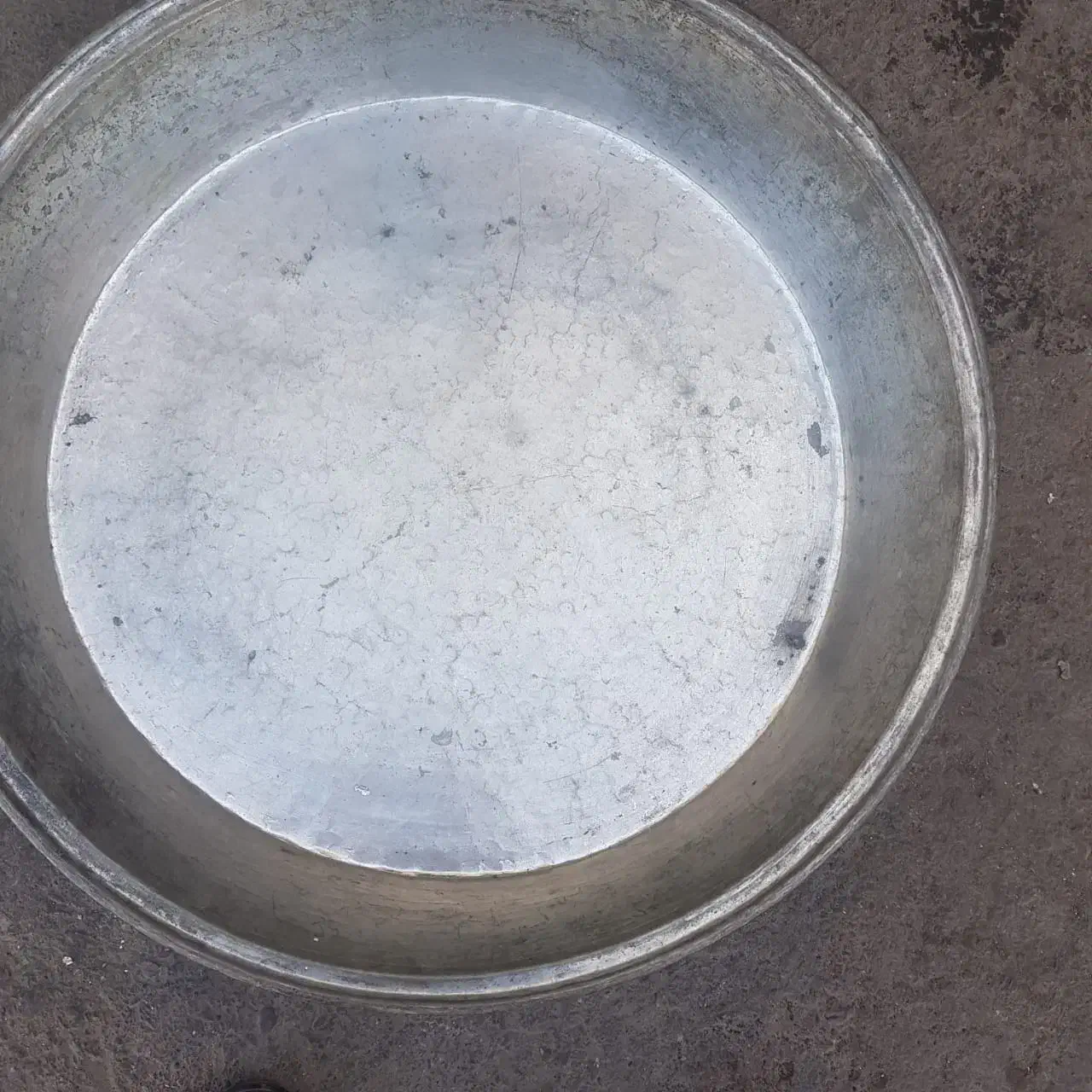 تشت مسی|ظروف پخت‌وپز|تبریز, |دیوار