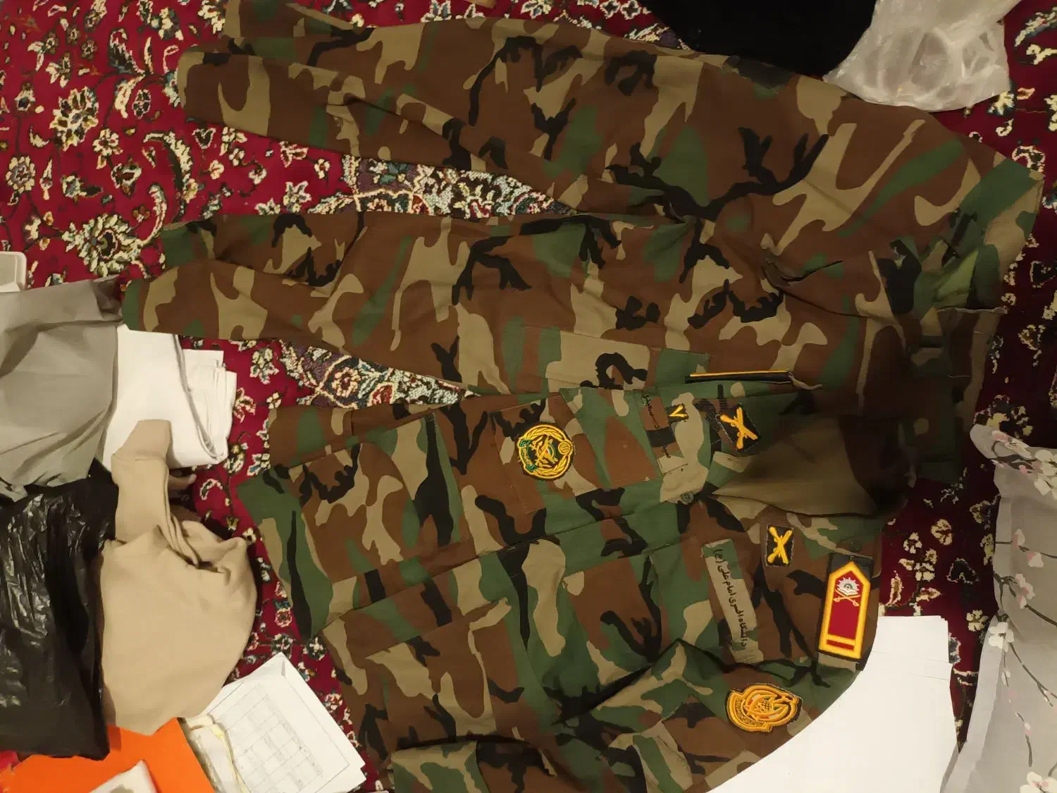 لباس نظامی|لباس|شیروان (خراسان), |دیوار