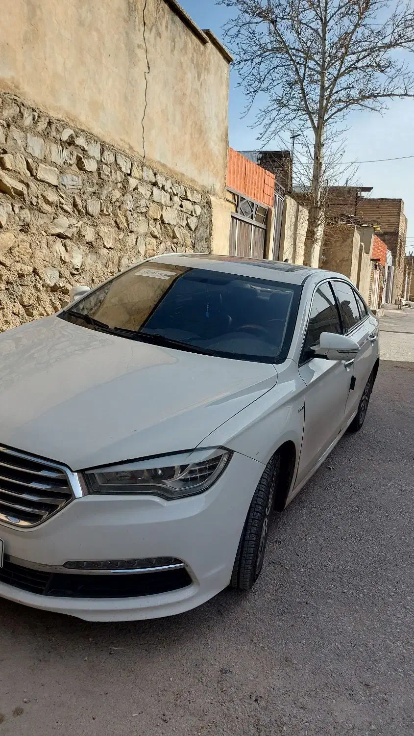 لیفان ۸۲۰ مدل ۹۵|خودرو سواری و وانت|خرم‌آباد, |دیوار