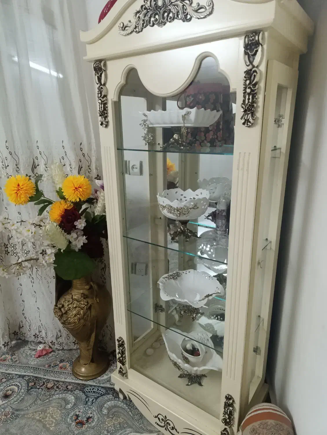 60000000|بوفه، ویترین، کنسول|گنبد کاووس, |دیوار