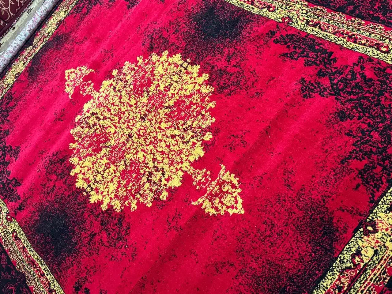 فرش ۹متری ۲ عدد رنگ لاکی جدید|فرش|ملارد, |دیوار