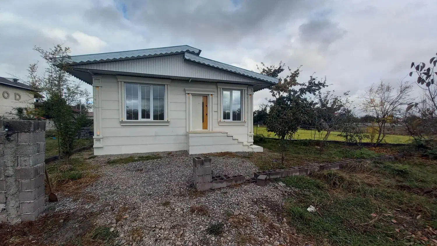 ویلا نو ساز ۳۰۰ متری ۲خواب در گوراب زرمیخ|فروش خانه و ویلا|گوراب زرمیخ, |دیوار