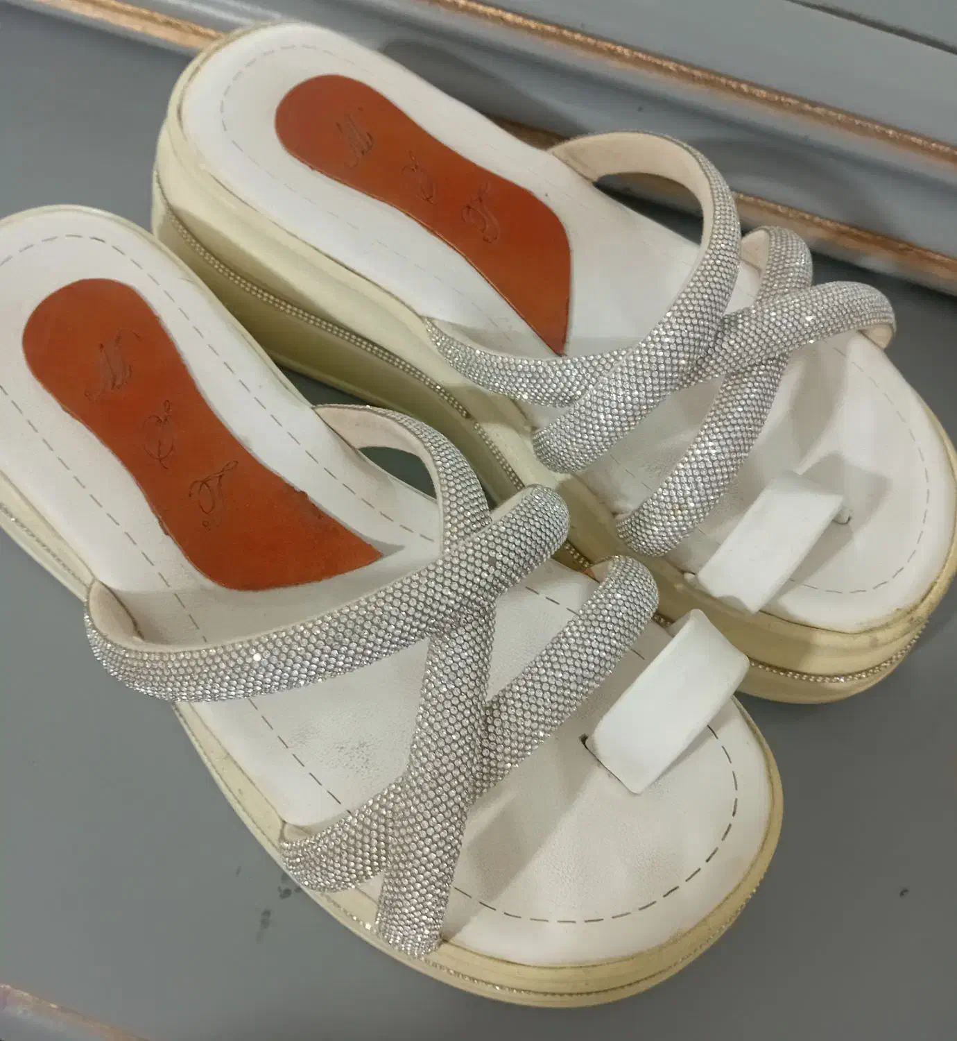 کفش مجلسی|کیف، کفش، کمربند|تربت جام, معدآباد|دیوار