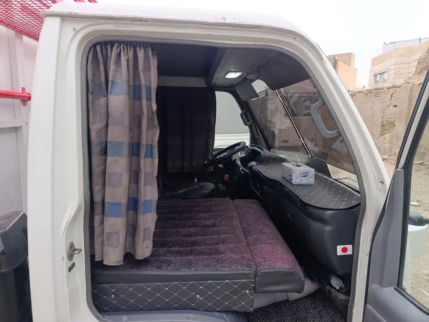 ایسوزو ۸۸ بدون رنگ|خودرو سنگین|بروجرد, |دیوار