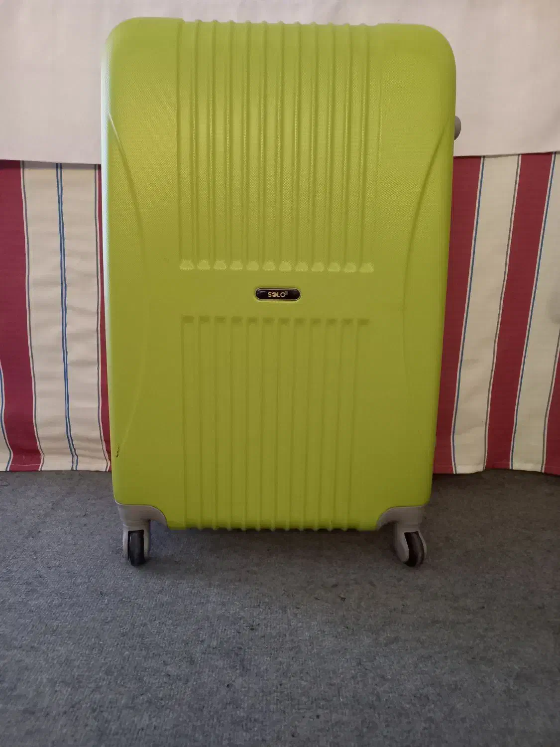 سامسونت|کیف، کفش، کمربند|اندیمشک, |دیوار