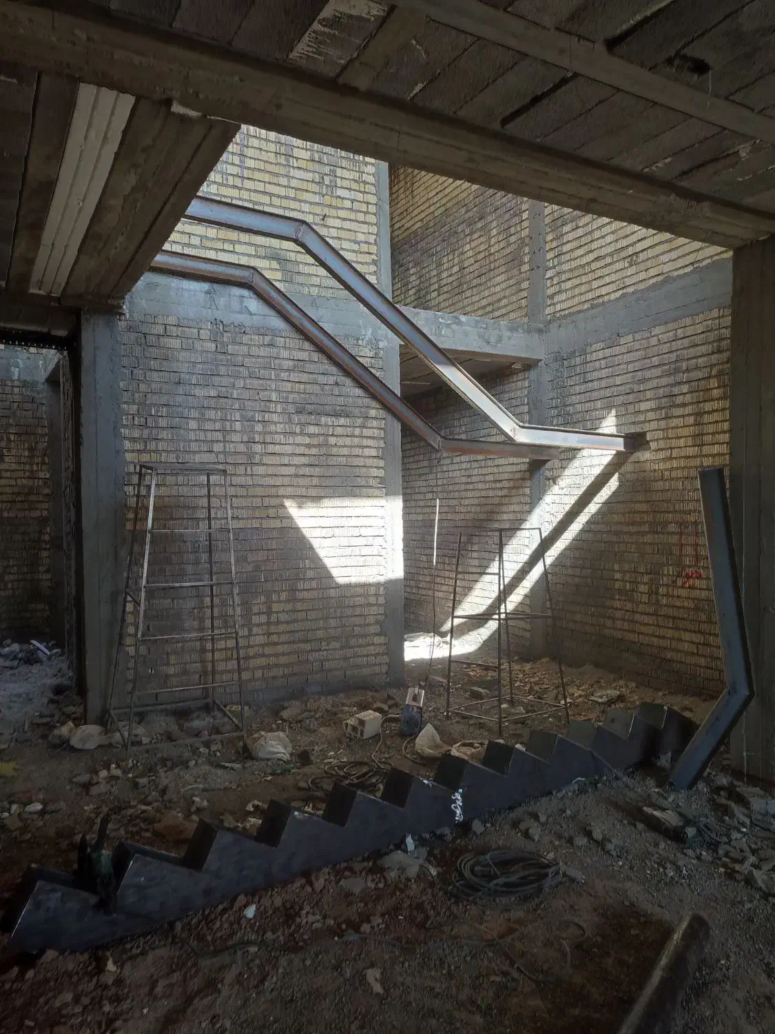 کارگرد ساده مبتدی  یا حرفه ای|استخدام صنعتی، فنی، مهندسی|آباده, |دیوار