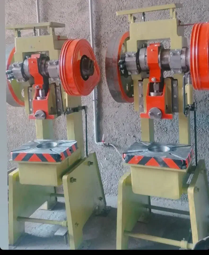 خرید وفروش دستگاه های صنعتی پرس تراش گیوتین خم کن|ماشینآلات صنعتی|مشهد, امیریه|دیوار