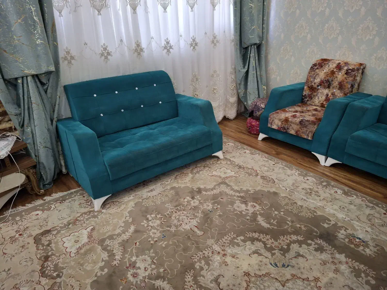 مبل ۷ نفره فیروزه ای|مبلمان خانگی و میز عسلی|شیراز, شهرک قمشه|دیوار