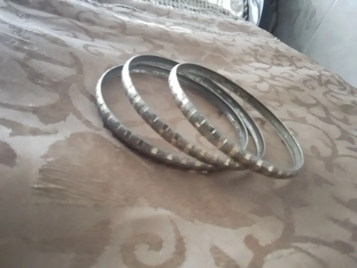 النگو بدلی جات سالم وتمیز|بدلیجات|قم, قلعه کامکار|دیوار