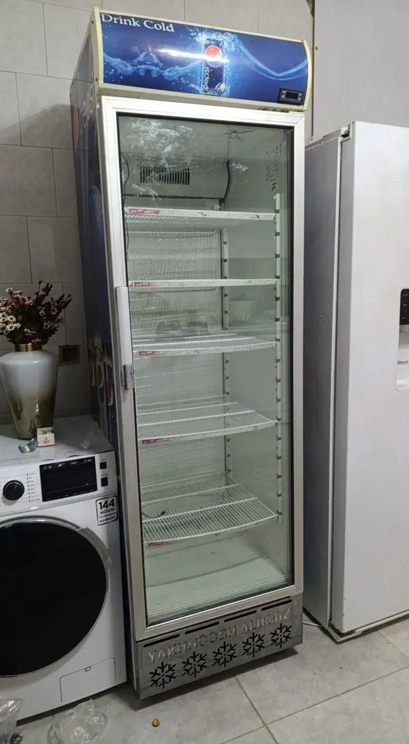 یخچال ایستاده 70 سانتی|یخچال و فریزر|شیراز, شریف‌آباد|دیوار