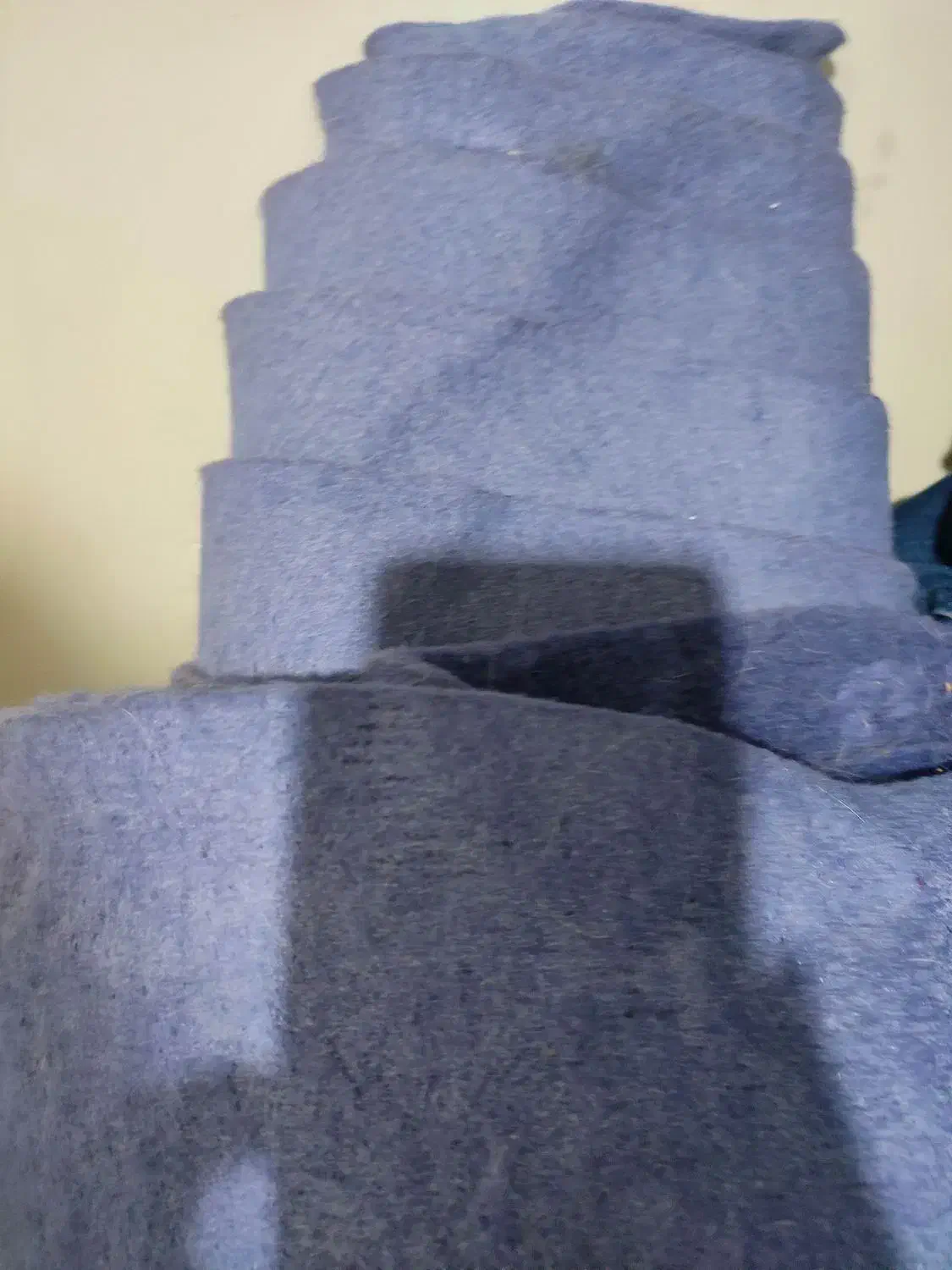 موکت نمدی طرح دار رنگ آبی|موکت|ملایر, |دیوار